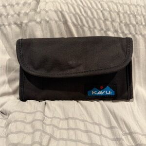 KAVU Big Spender Tri-fold Wallet Clutch Travel Organizer One Size Black